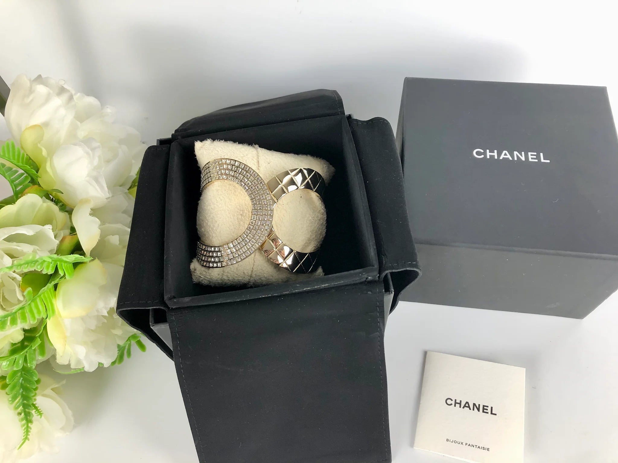 Chanel 17B light gold crystal cuff bracelet Coeur Cult Core
