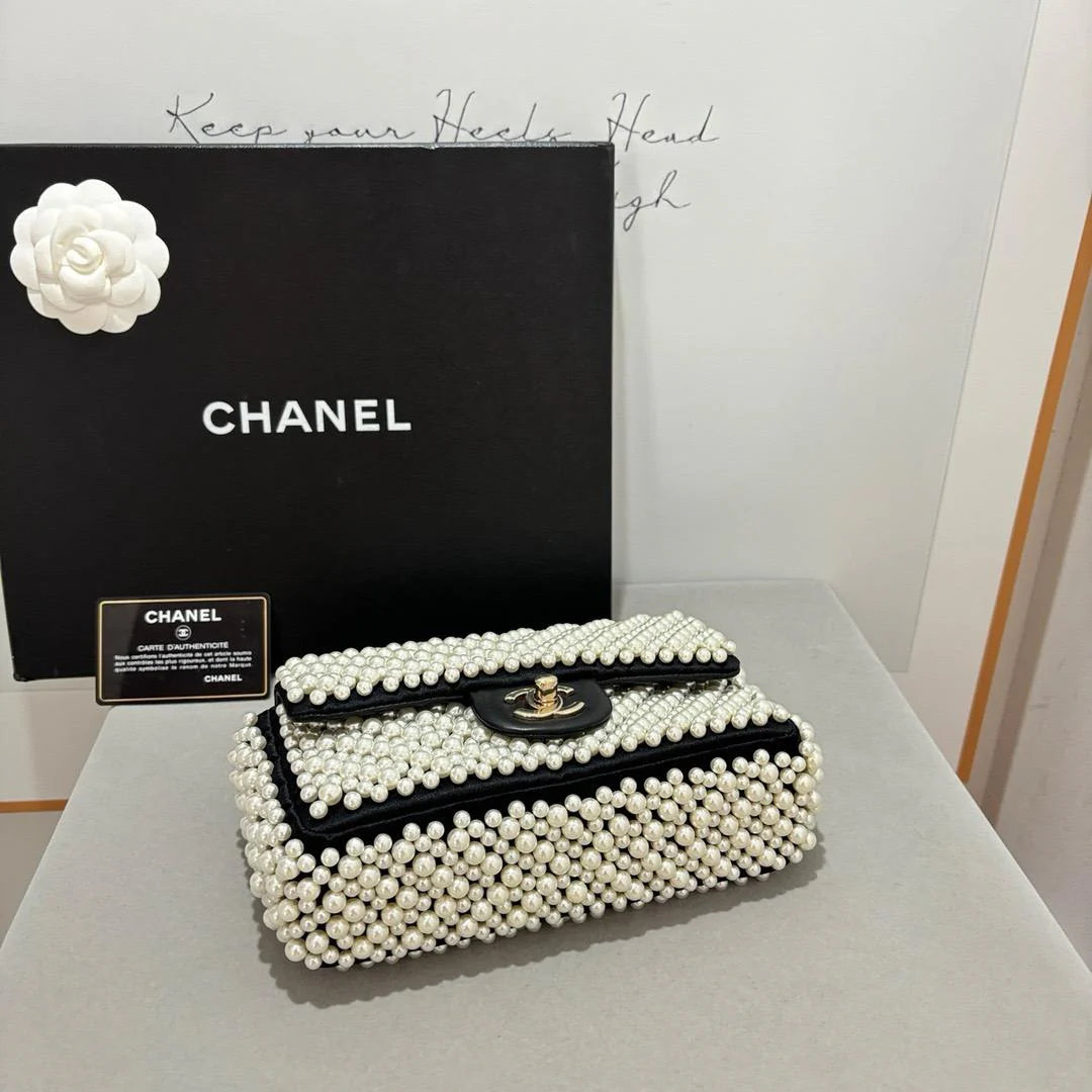 Chanel 19s mini pearl rectangular flap Coeur Cult Core