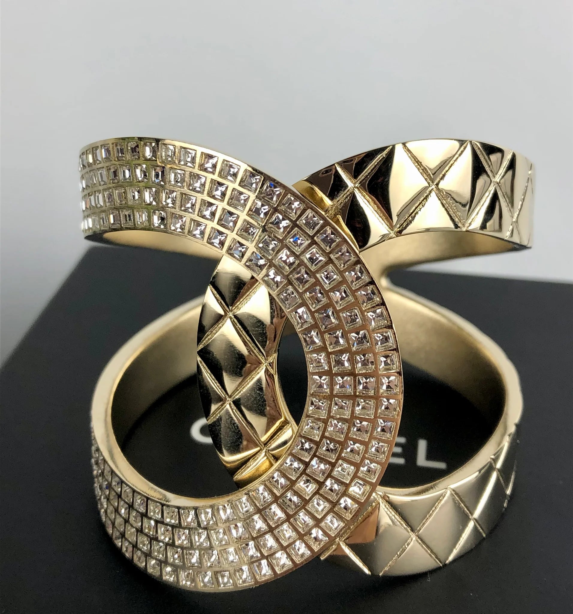 Chanel 17B light gold crystal cuff bracelet Coeur Cult Core