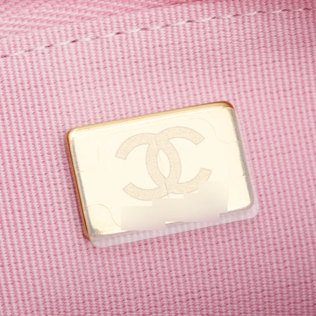 Pink Iridescent Quilted Lambskin Leather CC Pearl Crush Classic Wallet on Chain w/ Box Coeur Cult Core