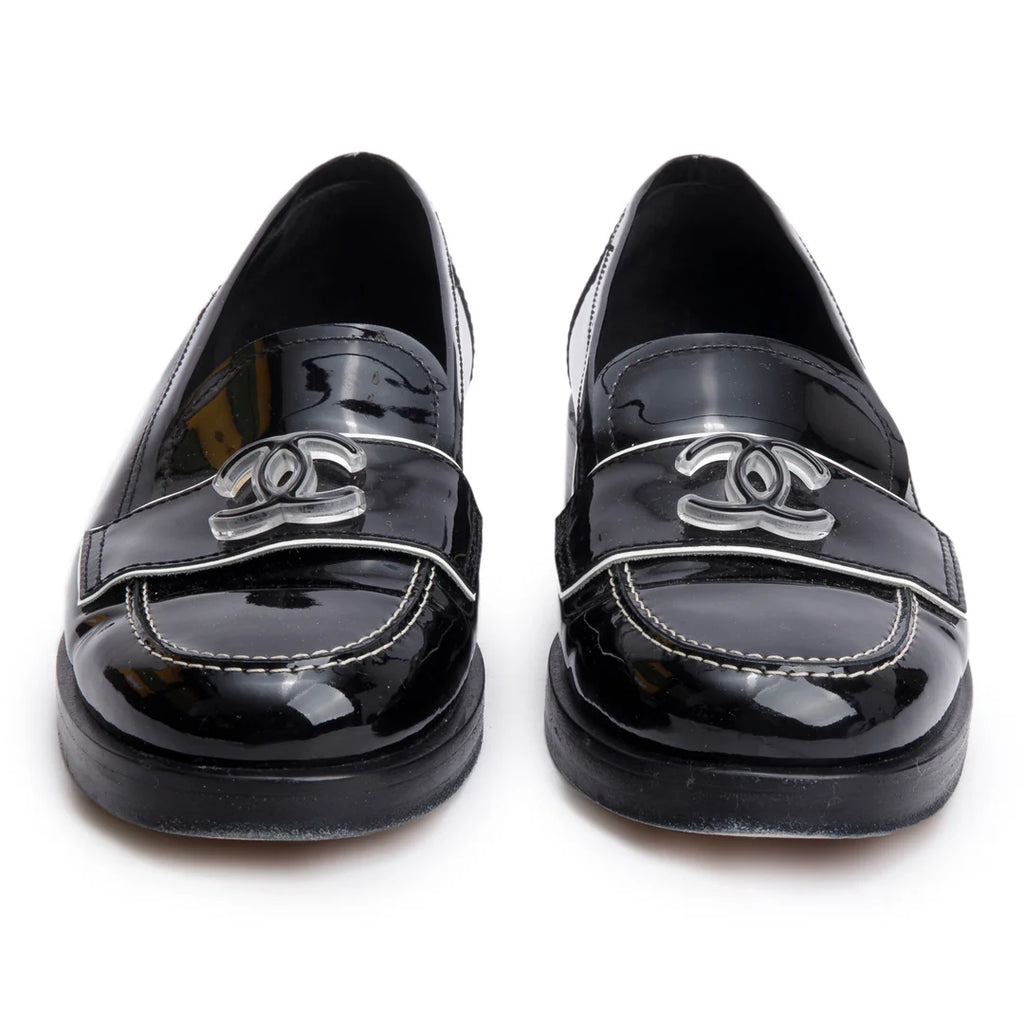 Black Patent Leather CC Logo Loafer, Size 40