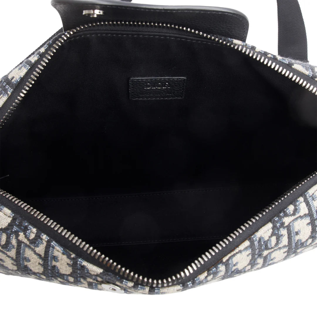 2022 Oblique Lingot Messenger Bag