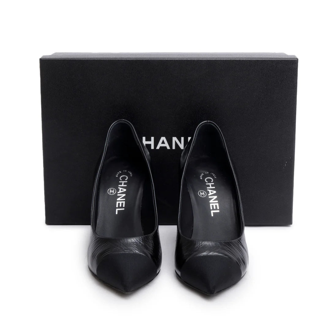 Black Goatskin Grosgrain Cap Toe Faux Pearl CC Pumps, Size 36 w/ Box
