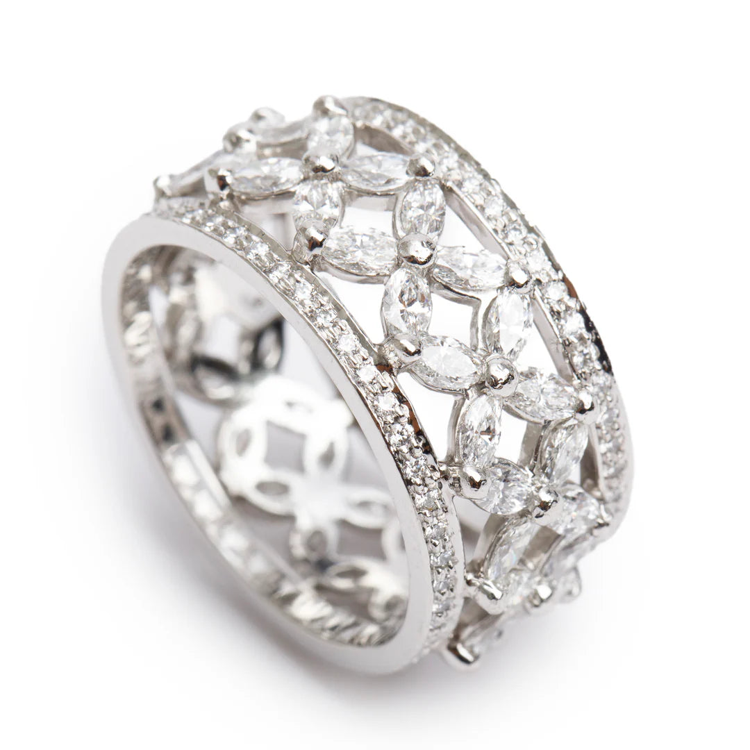 Platinum Diamond Victoria Ring, Size 8 w/ Box