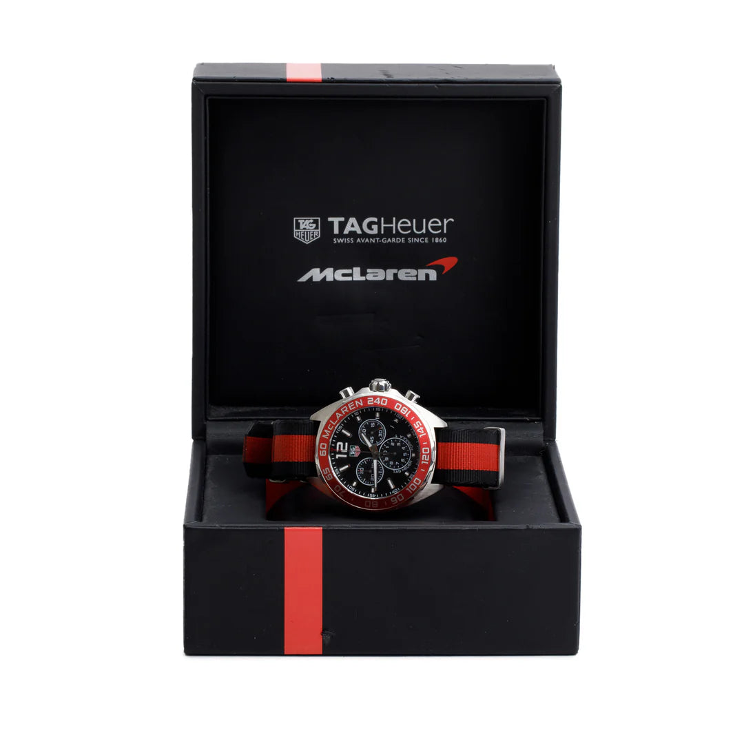 Limited Editiion Stainless Steel Formula 1 42 MM Chronograph Quartz Watch CAZ1112 w/ Box
