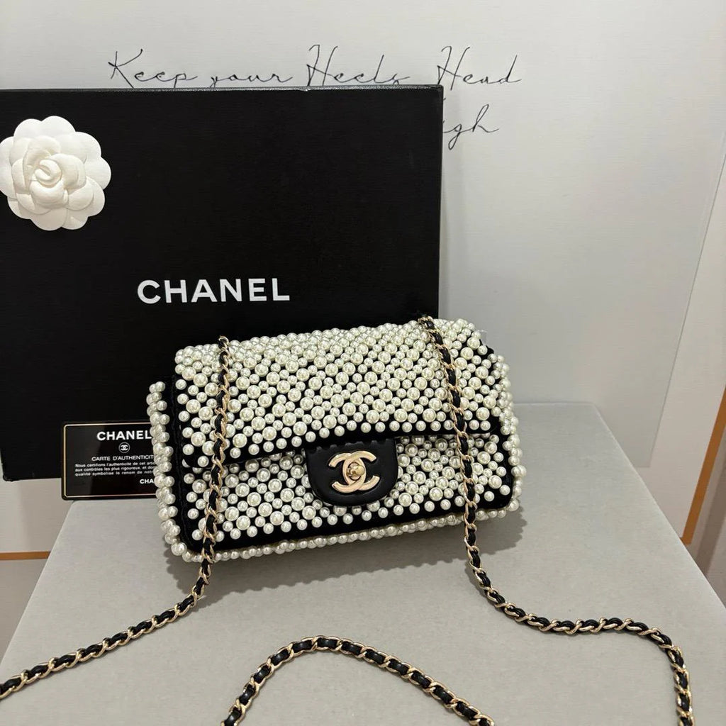 Chanel 19s mini pearl rectangular flap Coeur Cult Core
