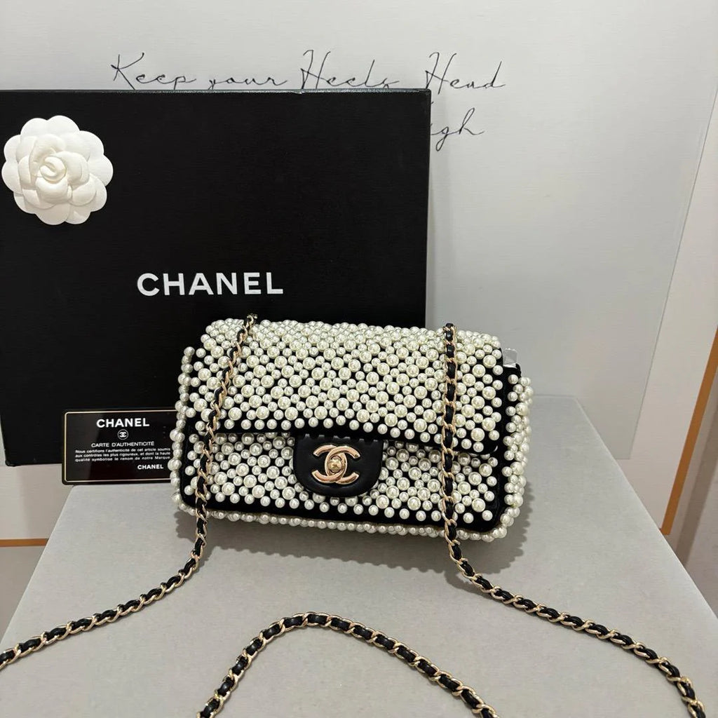Chanel 19s mini pearl rectangular flap Coeur Cult Core