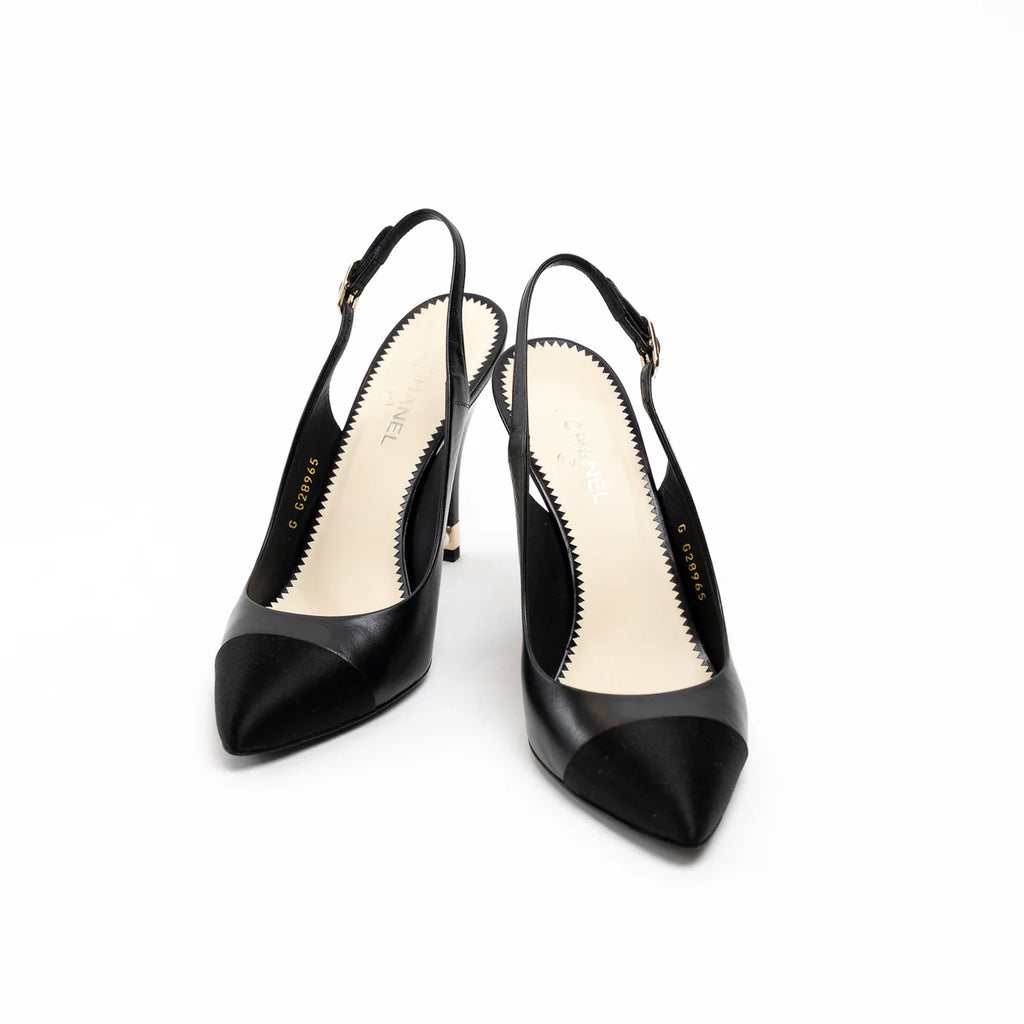 Pre-Loved Chanel™ Black Calfskin Leather Velvet Tip Slingback Sandals Size 39