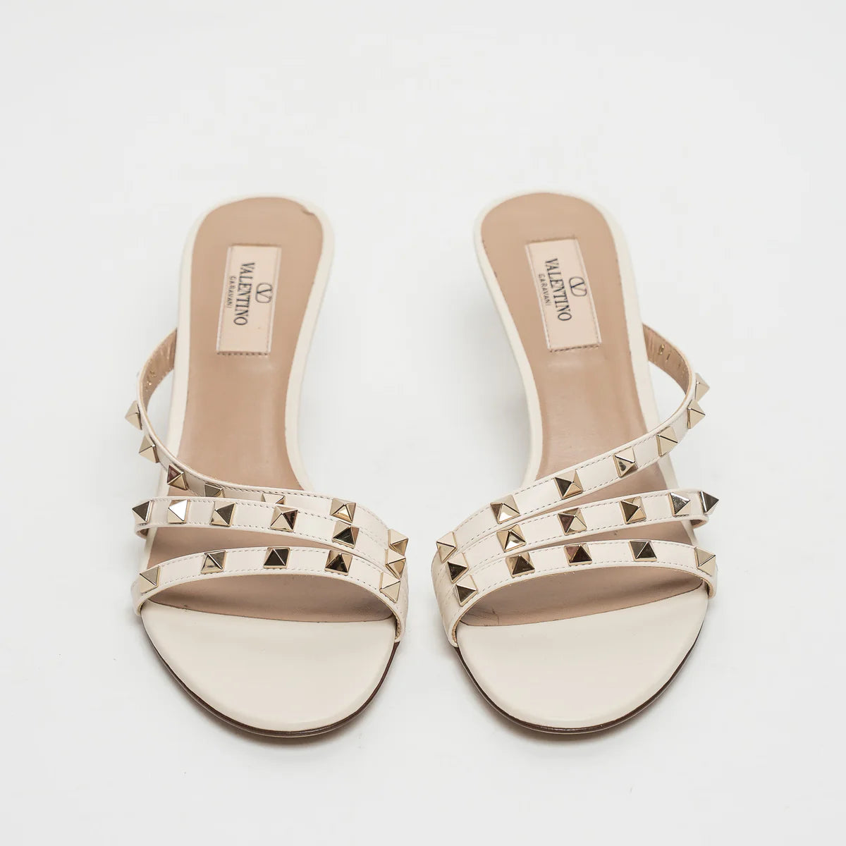 Ivory Leather Rockstud Sandals Size 38.5