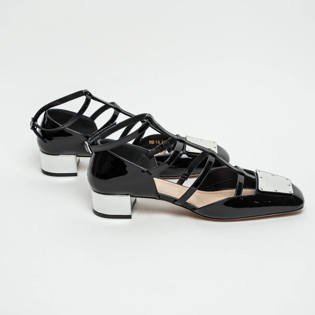 Black Patent Leather Block Heel Sandals Size 38.5