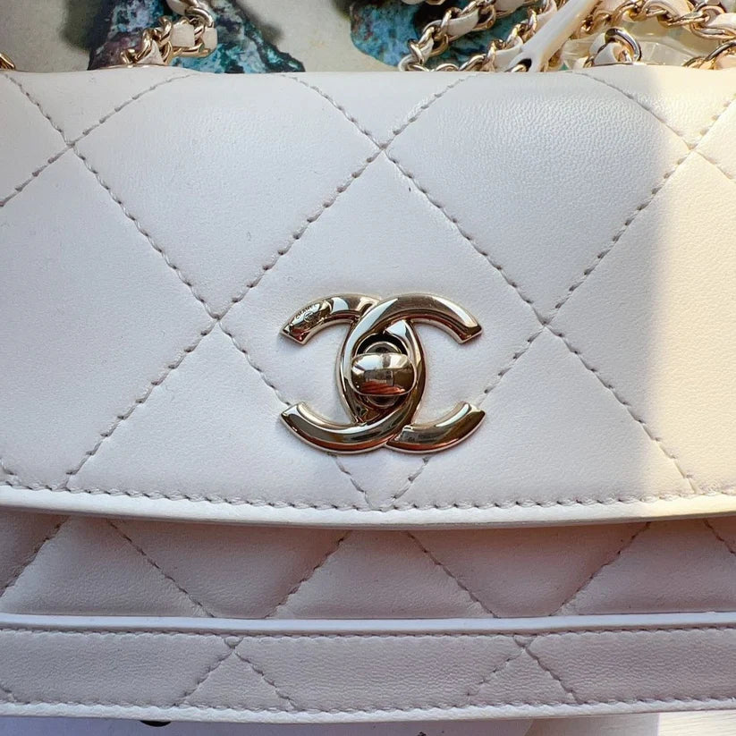 Chanel CC Front Pocket Flap Bag Stitched Calfskin Small White Coeur Cult Core