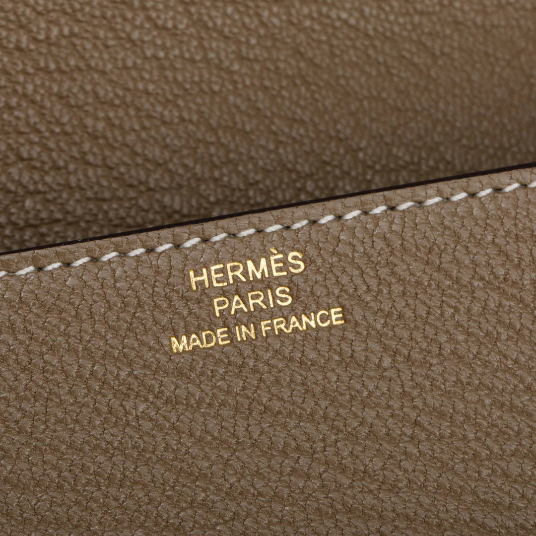 2023 Etoupe Chevre Mysore Roulis Slim Compact Wallet w/ Box, Insert &amp; Receipt