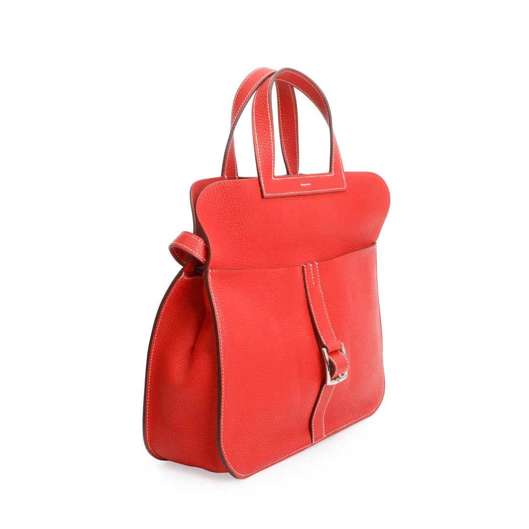 Rouge Taurillon Clemence Halzan 31