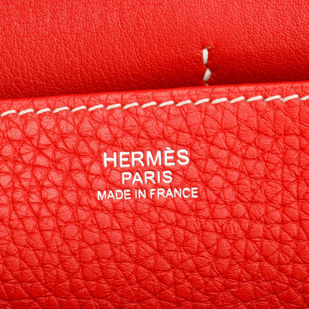Rouge Taurillon Clemence Halzan 31