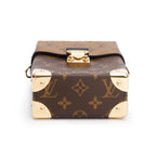 2022 Reverse Monogram Camera Box