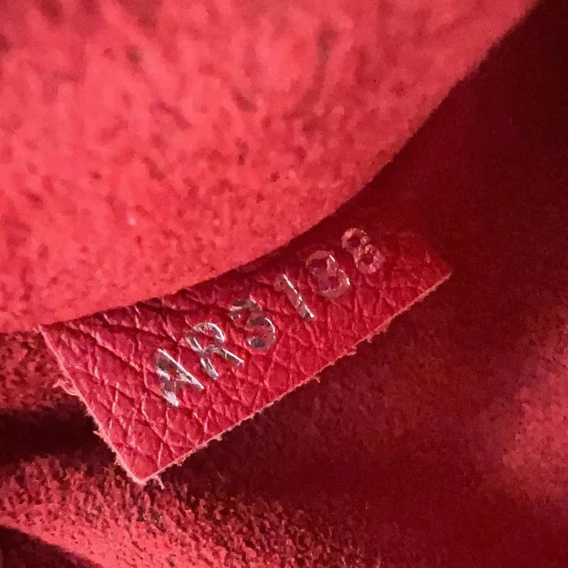 Louis Vuitton LV MyLockMe BB Leather Bag Coeur Cult Core