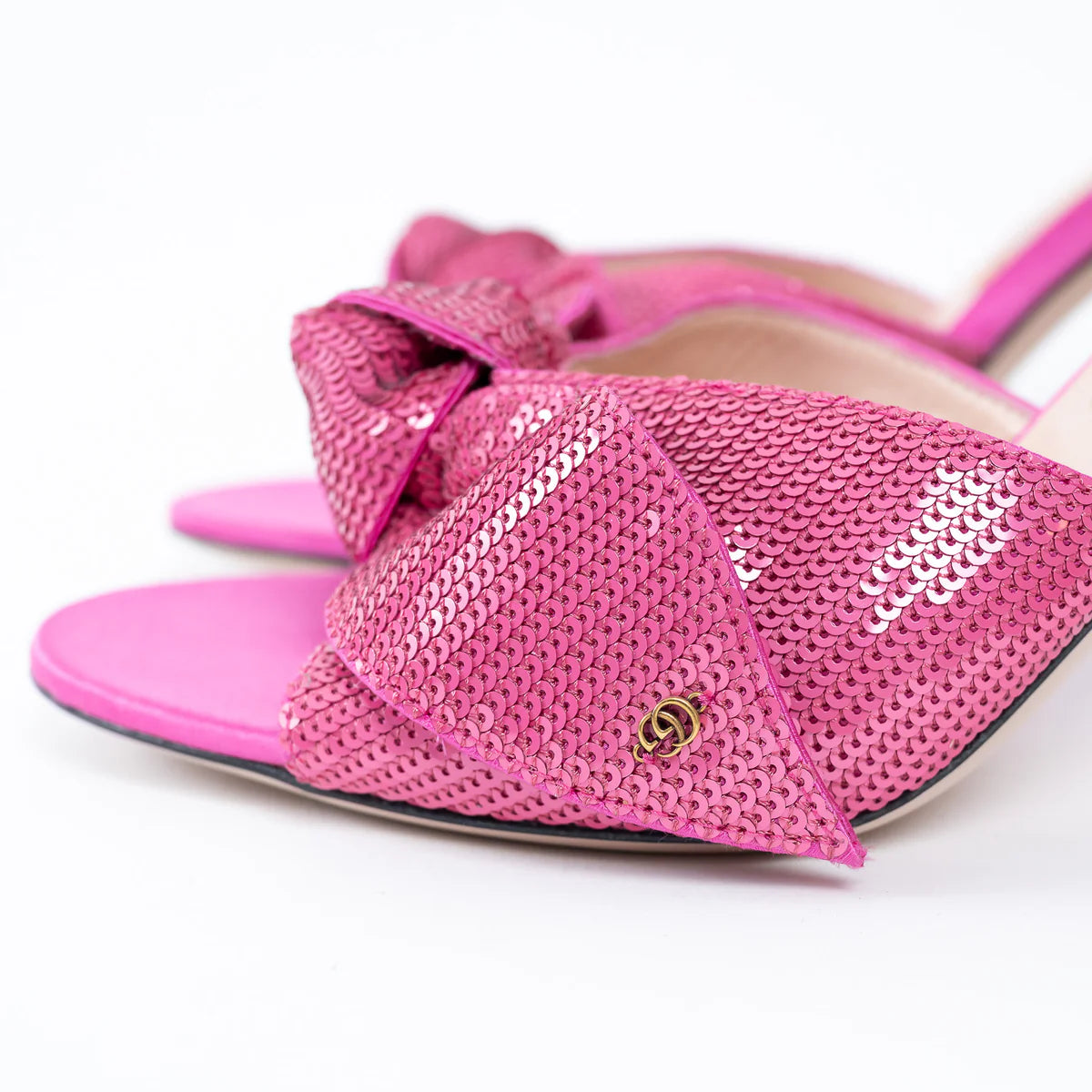 Gucci Pink Sequin Slip on Mules with Bow Size 40 Coeur Cult Core