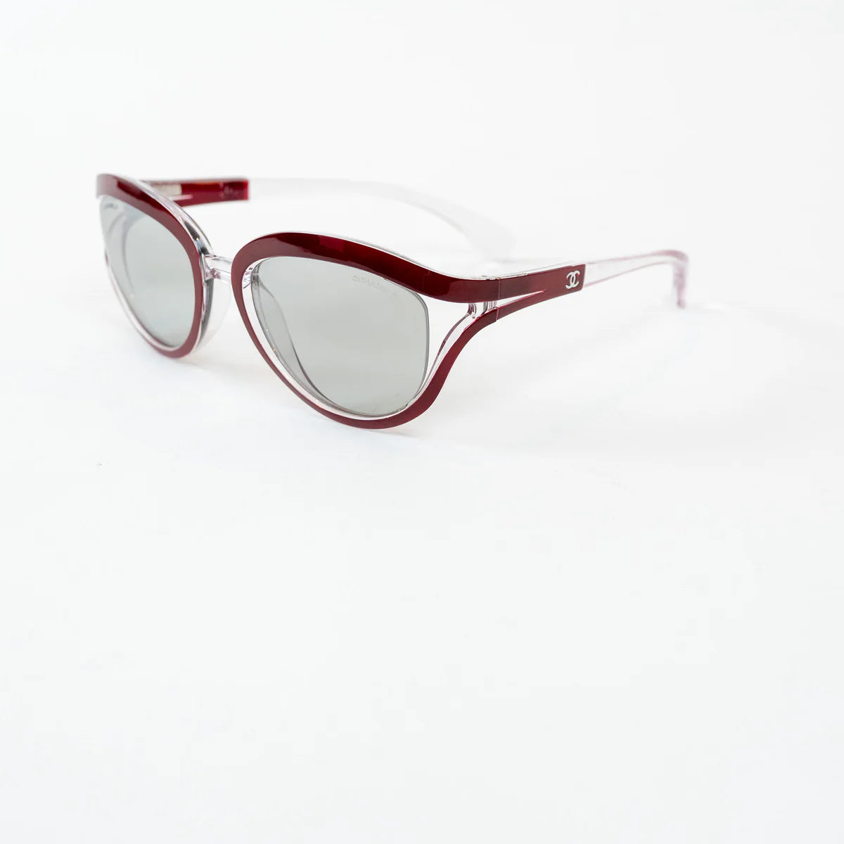 Pre-Loved Chanel™ Clear Cateye Sunglasses with Red Accents Coeur Cult Core