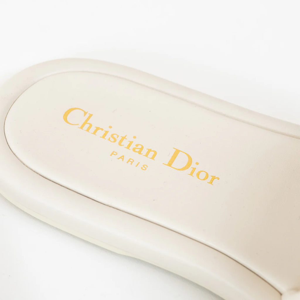 Christian Dior White Lambskin Embossed Every-D Slide Size 36 Coeur Cult Core