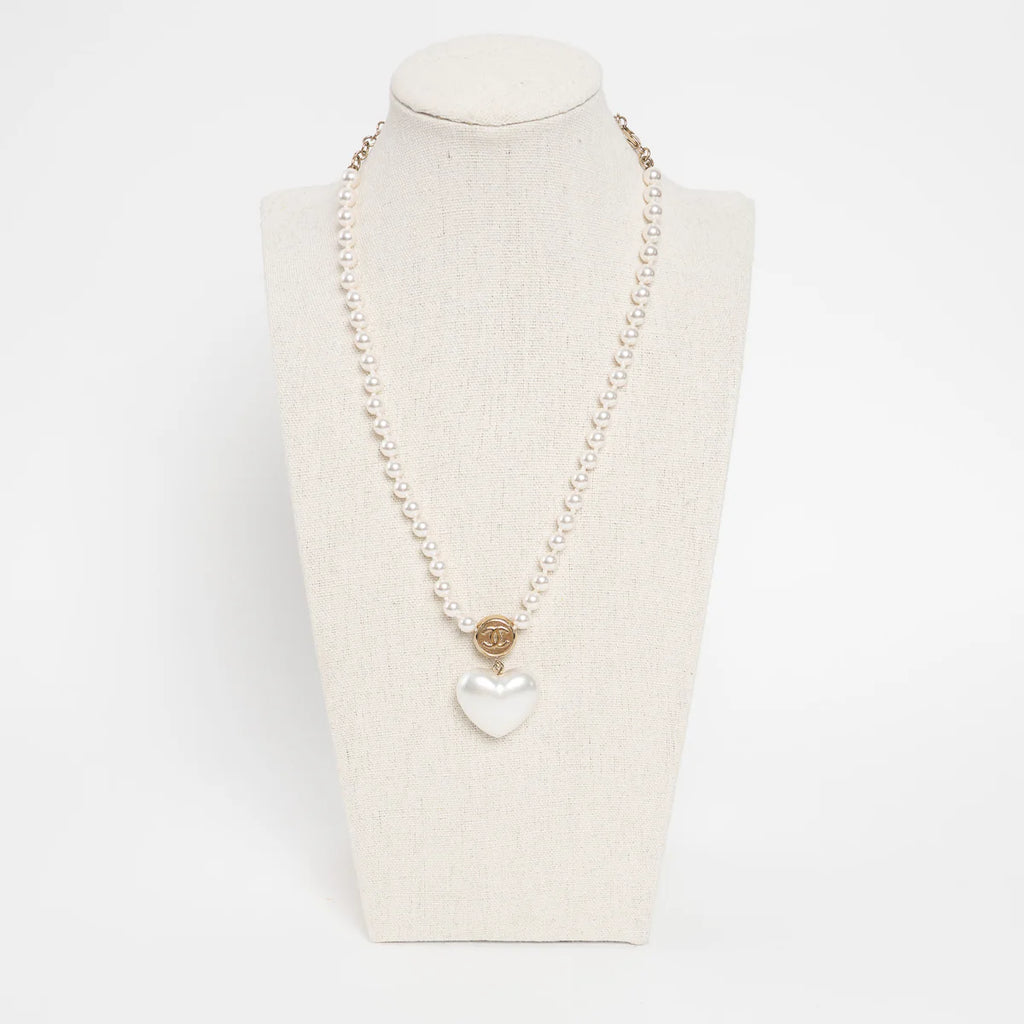 Gold Tone Faux Pearl Crystal Heart Pendant Necklace