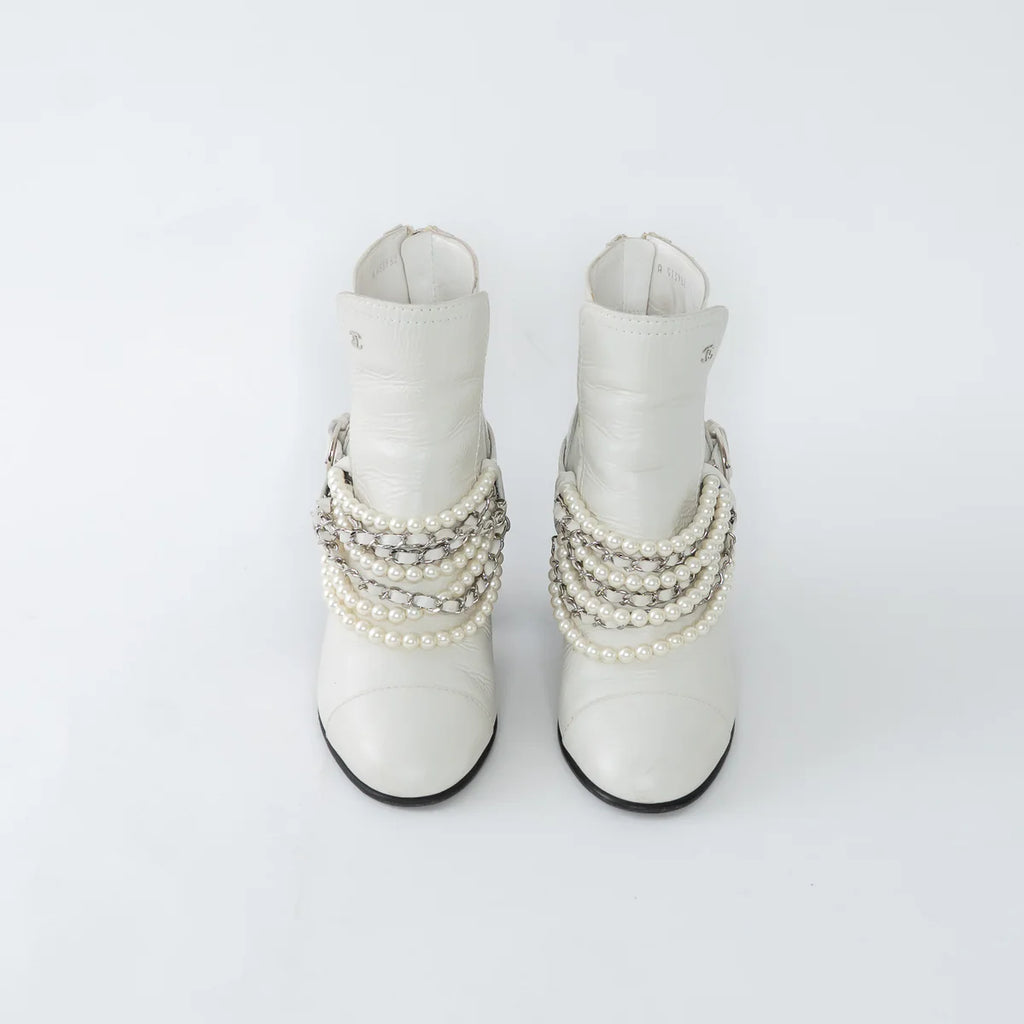 White Leather Faux Pearl Boots Size 38.5