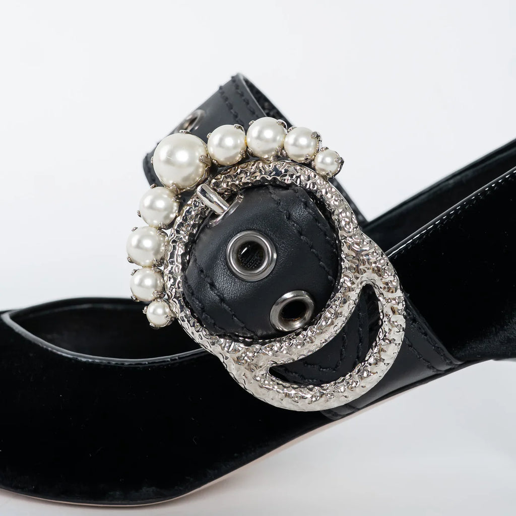 Black Velvet Faux Pearl Pumps Size 37
