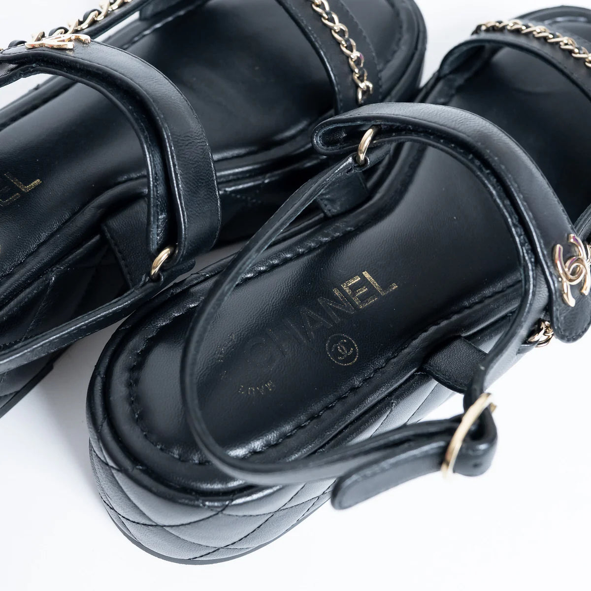 Quilted Leather Platform Sandals with Chain Details Size 39.5