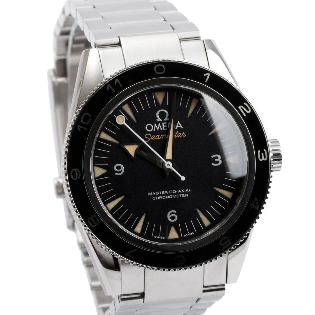 Limited Editon James Bond Spectre Stainless Steel Seamaster 300 Master Co-Axial Chronometer 41 MM Watch