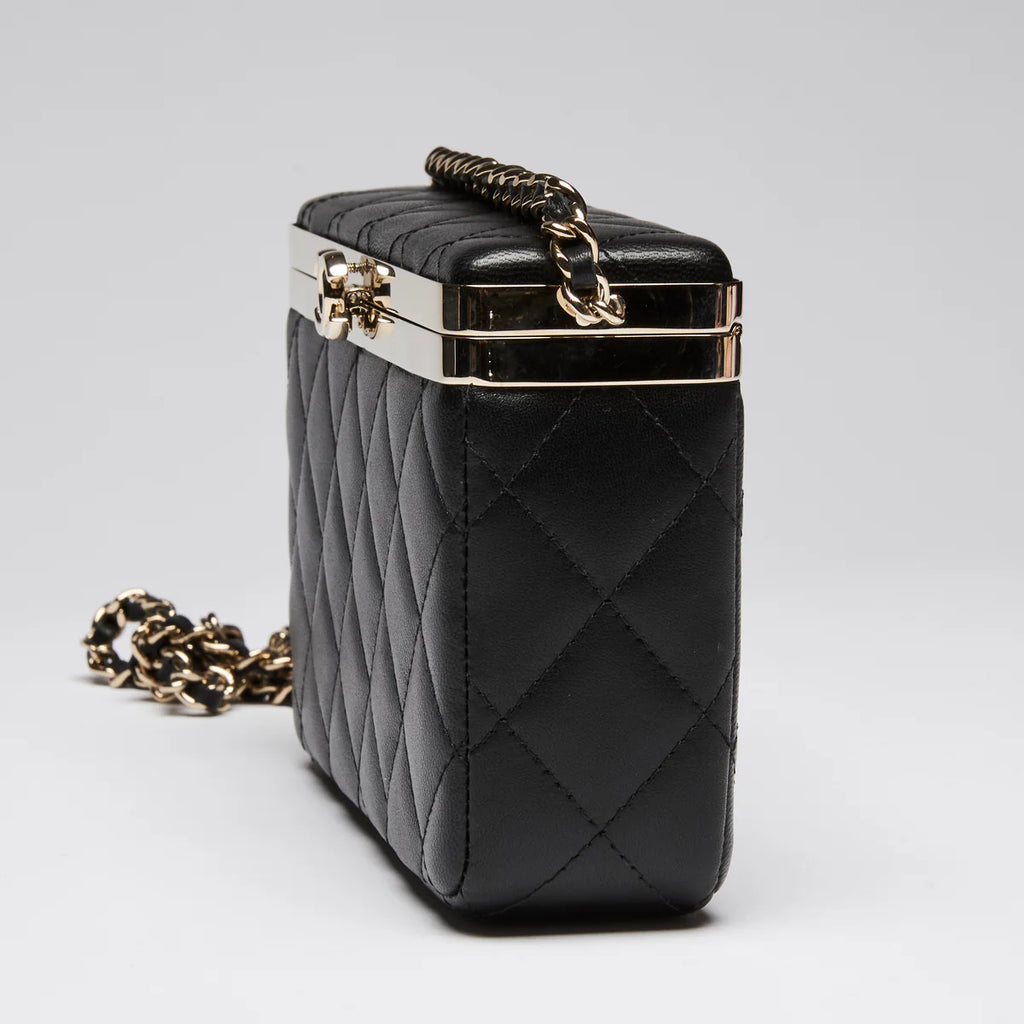 Pre-Loved Chanel™ Black Soft Leather Vanity Case Coeur Cult Core