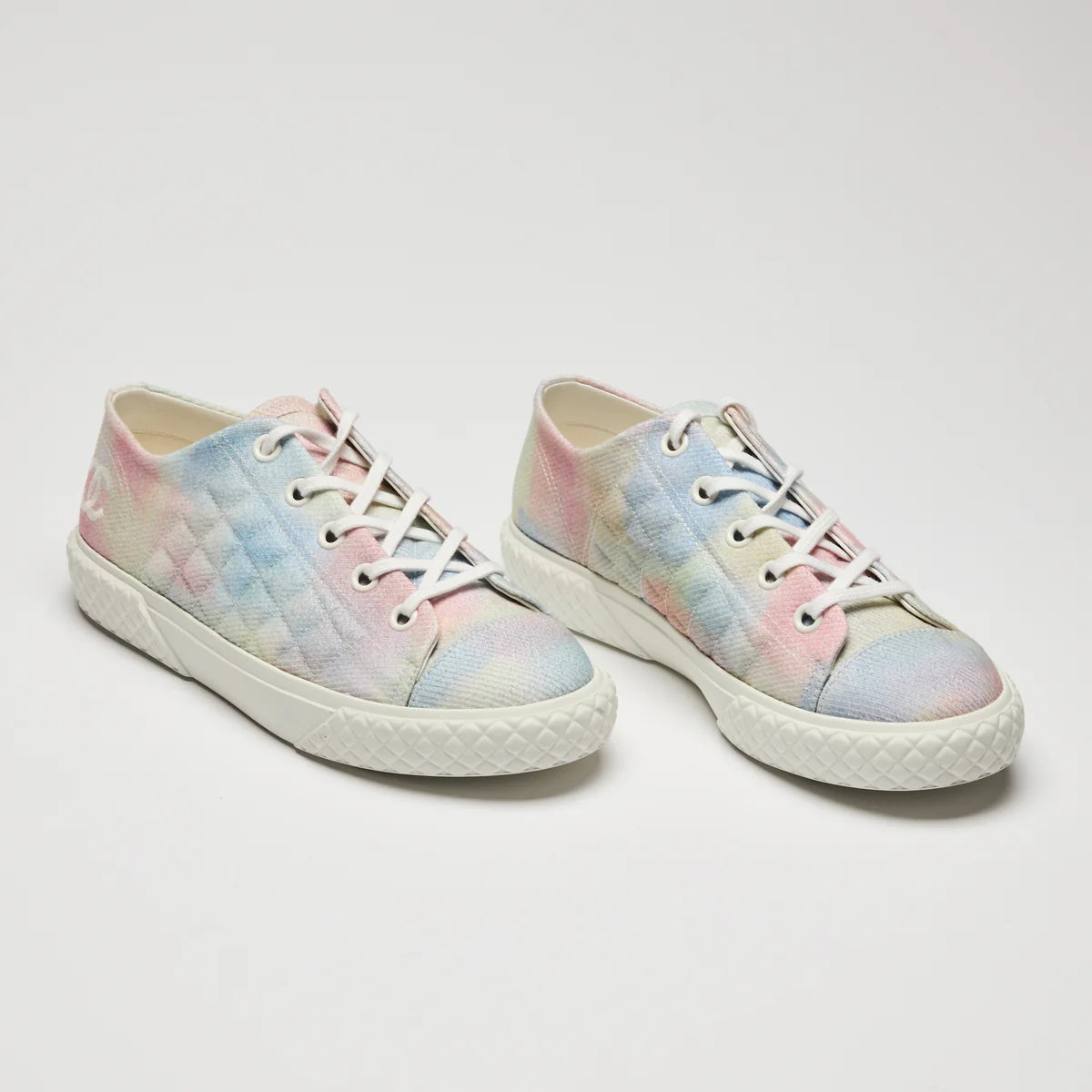 Pre-Loved Chanel™ Multicolor Quilted Fabric Sneakers Size 39.5 Coeur Cult Core