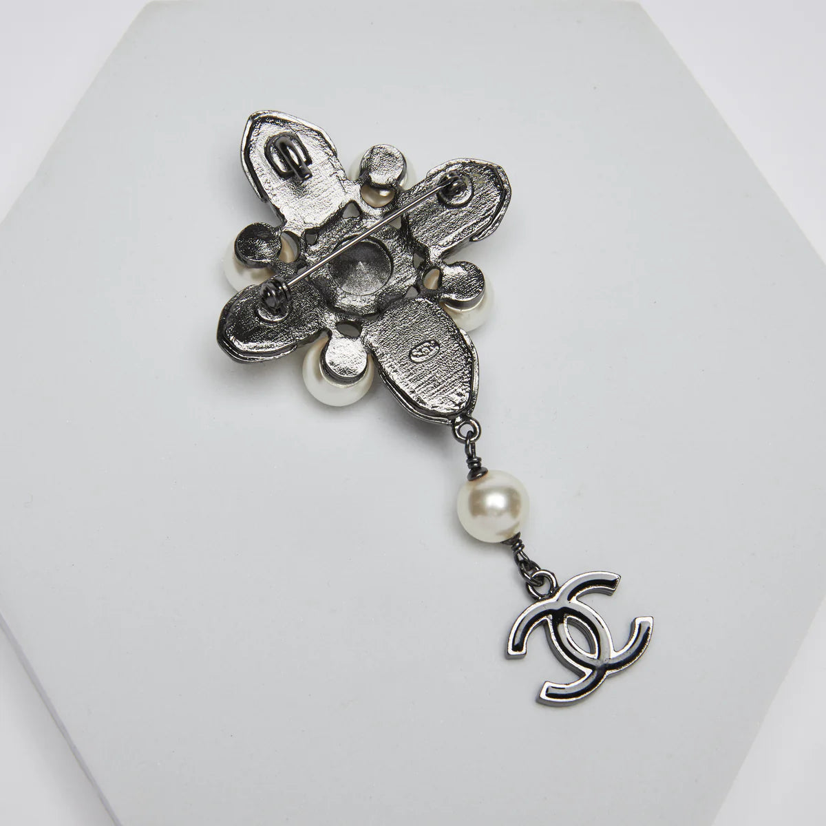 Pre-Loved Chanel™ Black/White Cabochon Stones and Pearl Bijou Brooch Coeur Cult Core