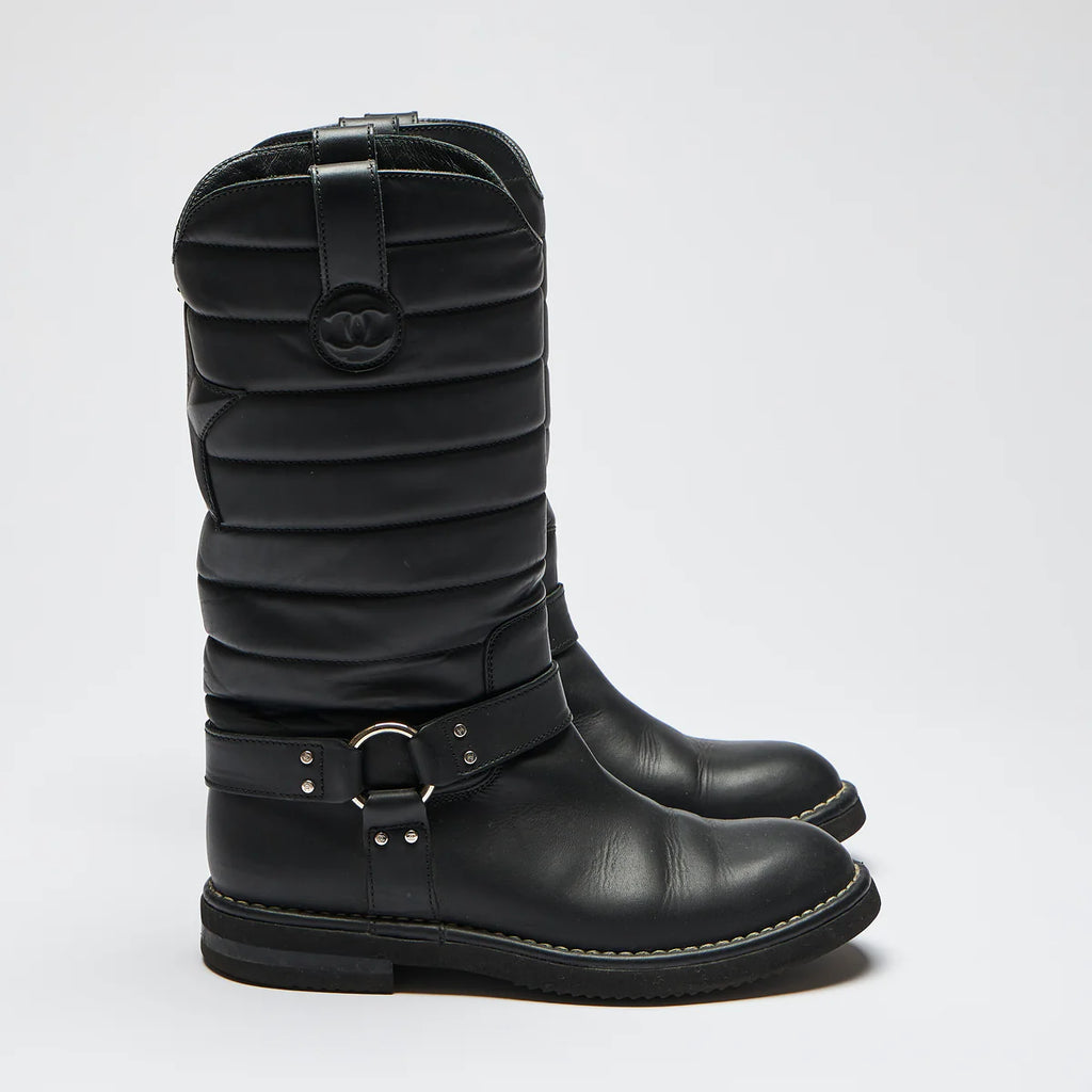 Pre-Loved Chanel™ Black Quilted Leather Mid Boots Size 38.5