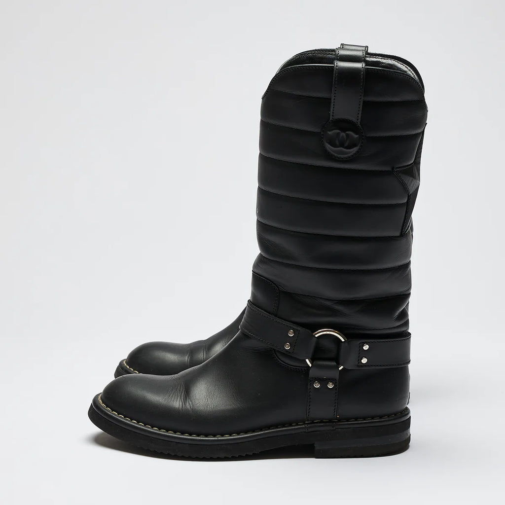 Pre-Loved Chanel™ Black Quilted Leather Mid Boots Size 38.5