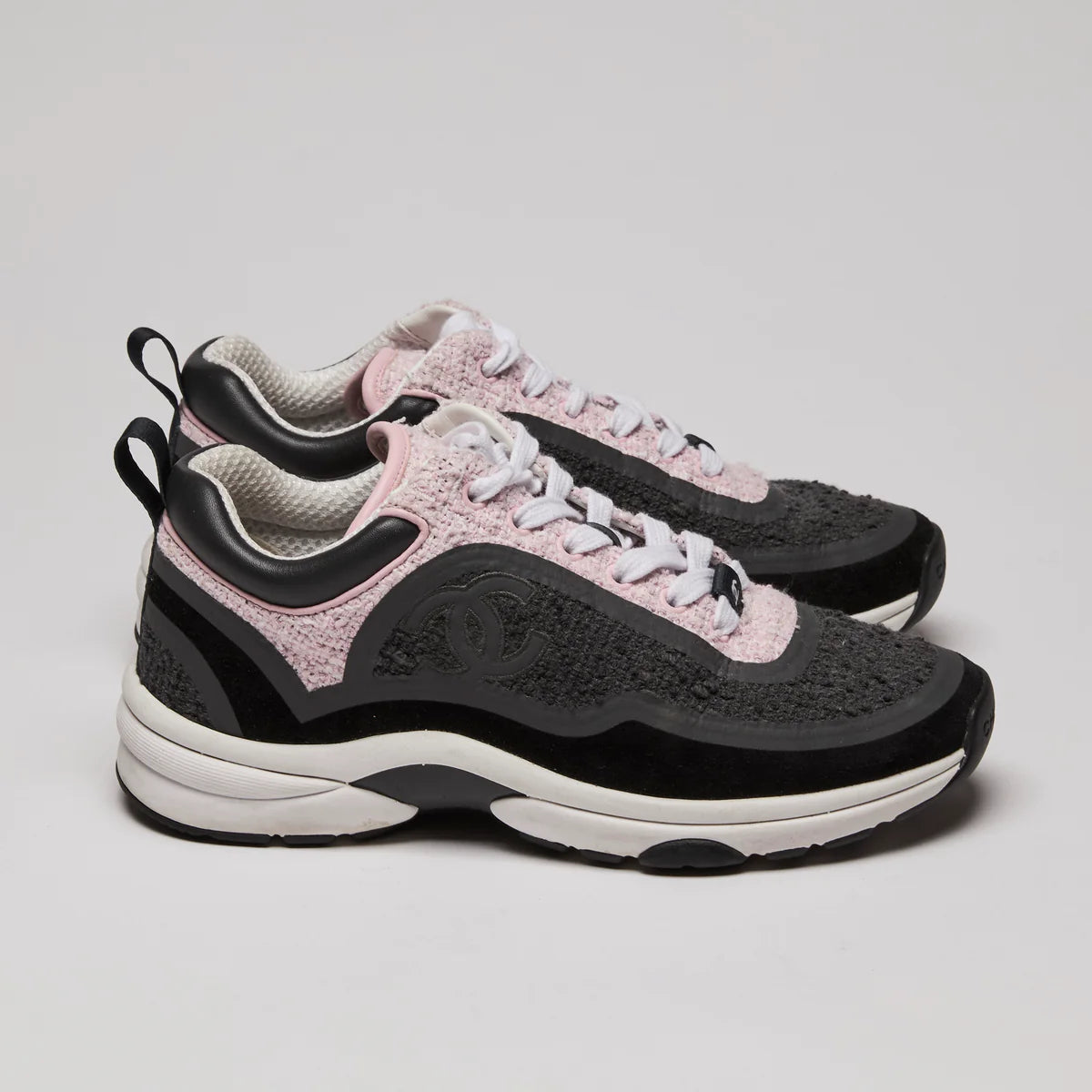 Pre-Loved Chanel™ Tweed Suede Calfskin Sneakers Gray Pink Size 36