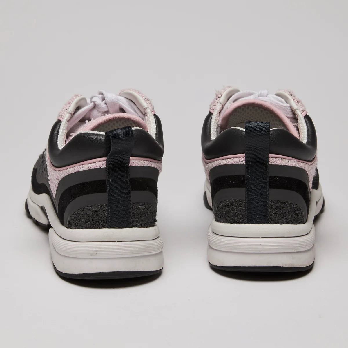 Pre-Loved Chanel™ Tweed Suede Calfskin Sneakers Gray Pink Size 36