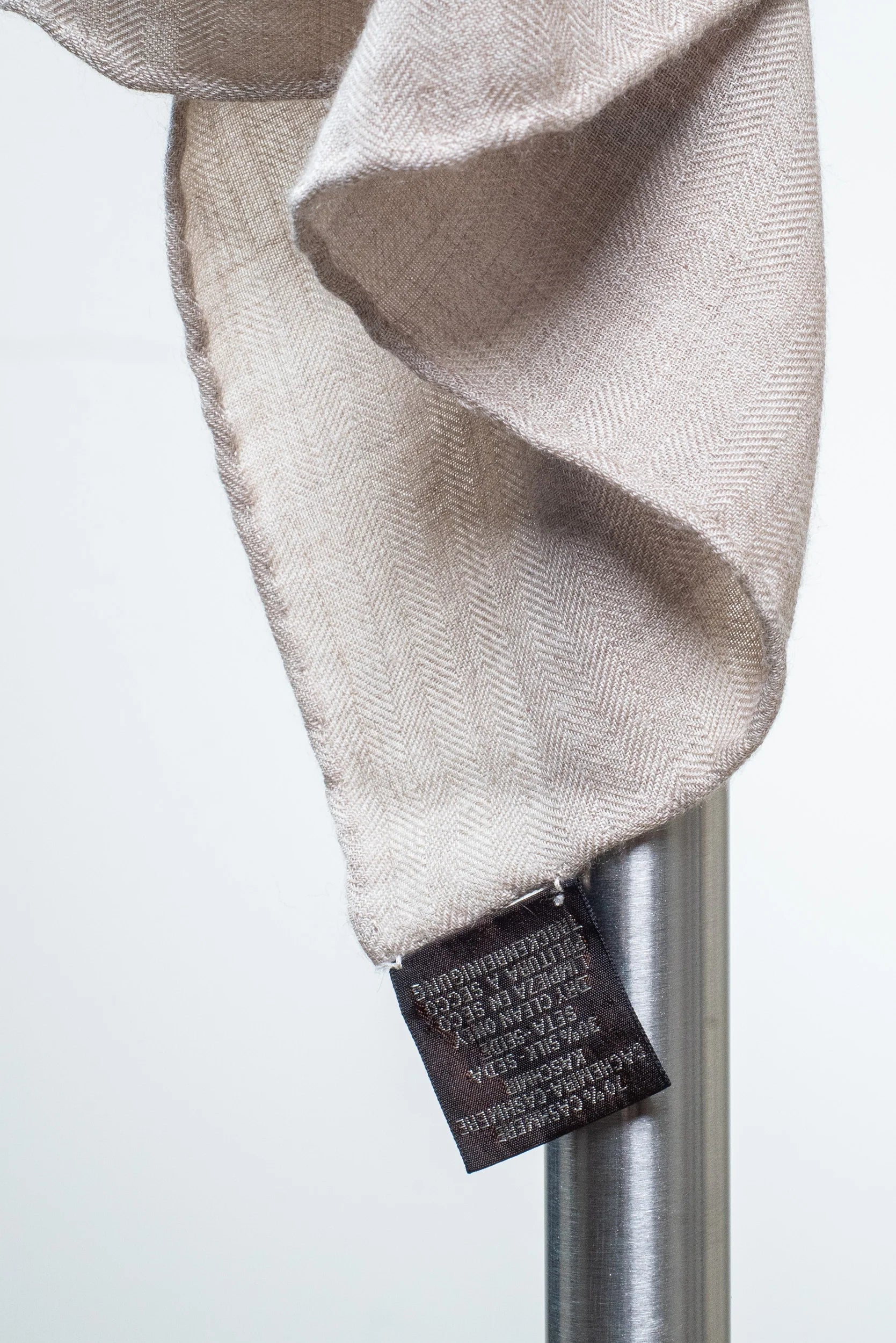 Sous L'Egide de Mars Cashmere Silk Shawl Scarf Coeur Cult Core