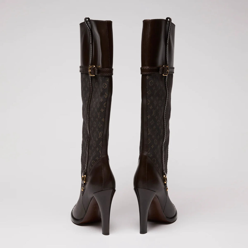 LV Brown Canvas and Leather Boots Size 37 Coeur Cult Core