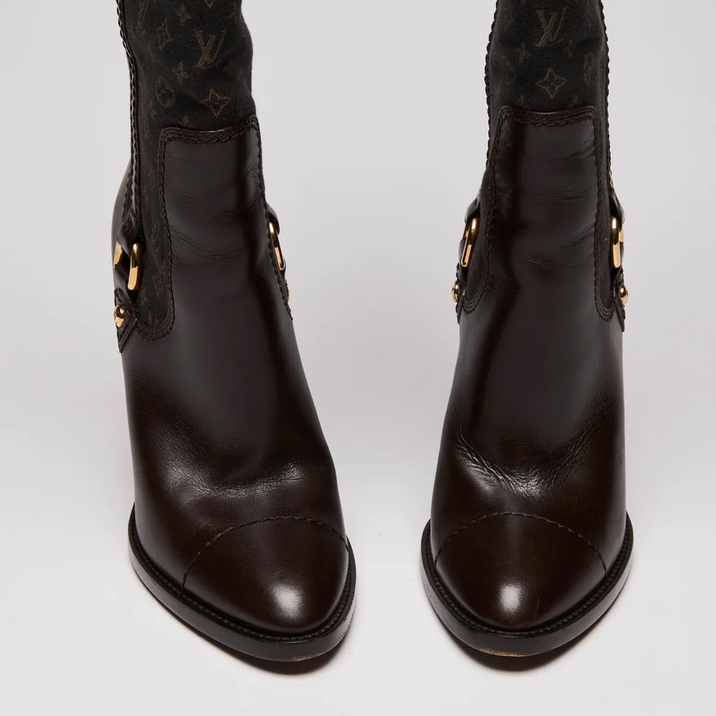 LV Brown Canvas and Leather Boots Size 37 Coeur Cult Core